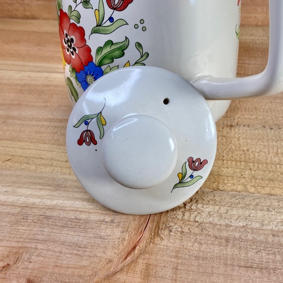 Provincial by Home Concepts Stoneware Teapot Floral Pattern Made in Korea - Picture 5 of 9